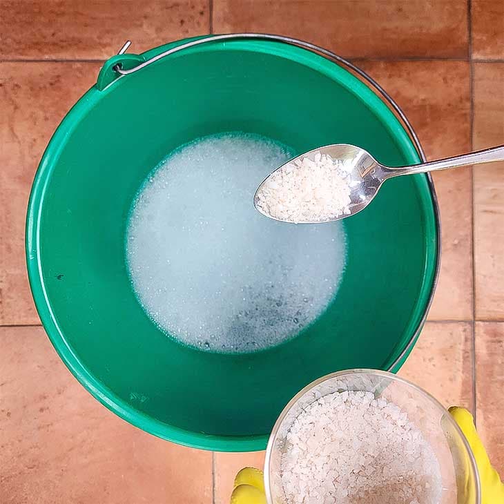 Bicarbonate alimentaire, bicarbonate ménager et cristaux de soude : quelle  différence ?