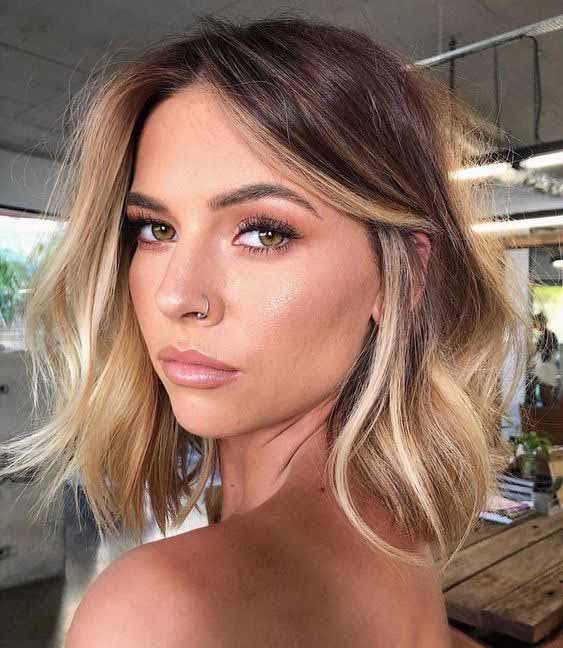 Ombré hair blond sur cheveux courts Ombré hair blond sur cheveux courts