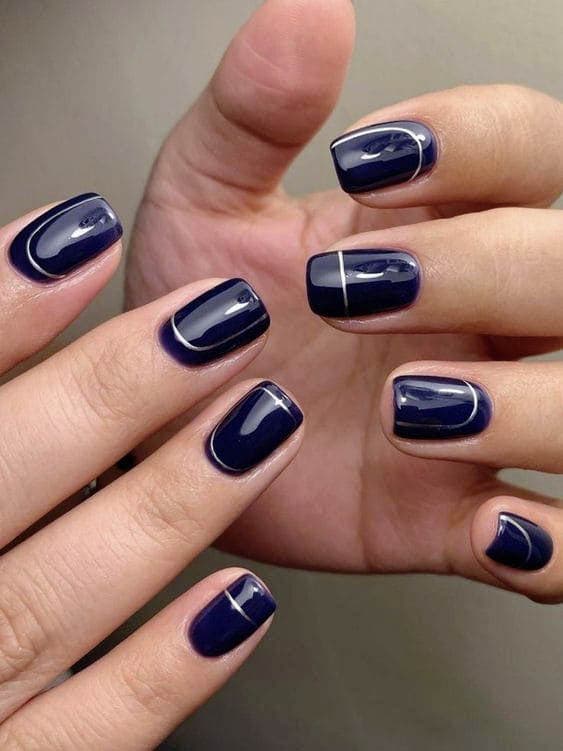 Ongles Courts bleu foncé Ongles Courts bleu foncé