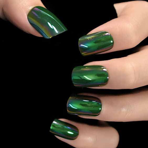 Unhas metálicas verdes