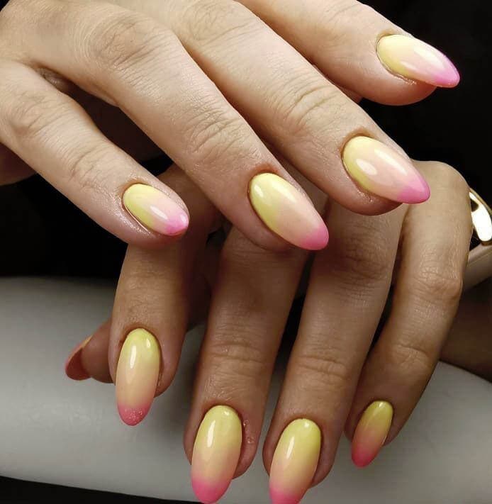 Ongles pastel et coucher de soleil Ongles pastel et coucher de soleil