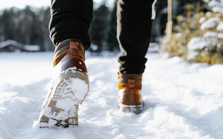 wear winter shoes