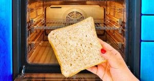 Pourquoi est-il indispensable de mettre du pain dans le four juste après l’avoir nettoyé