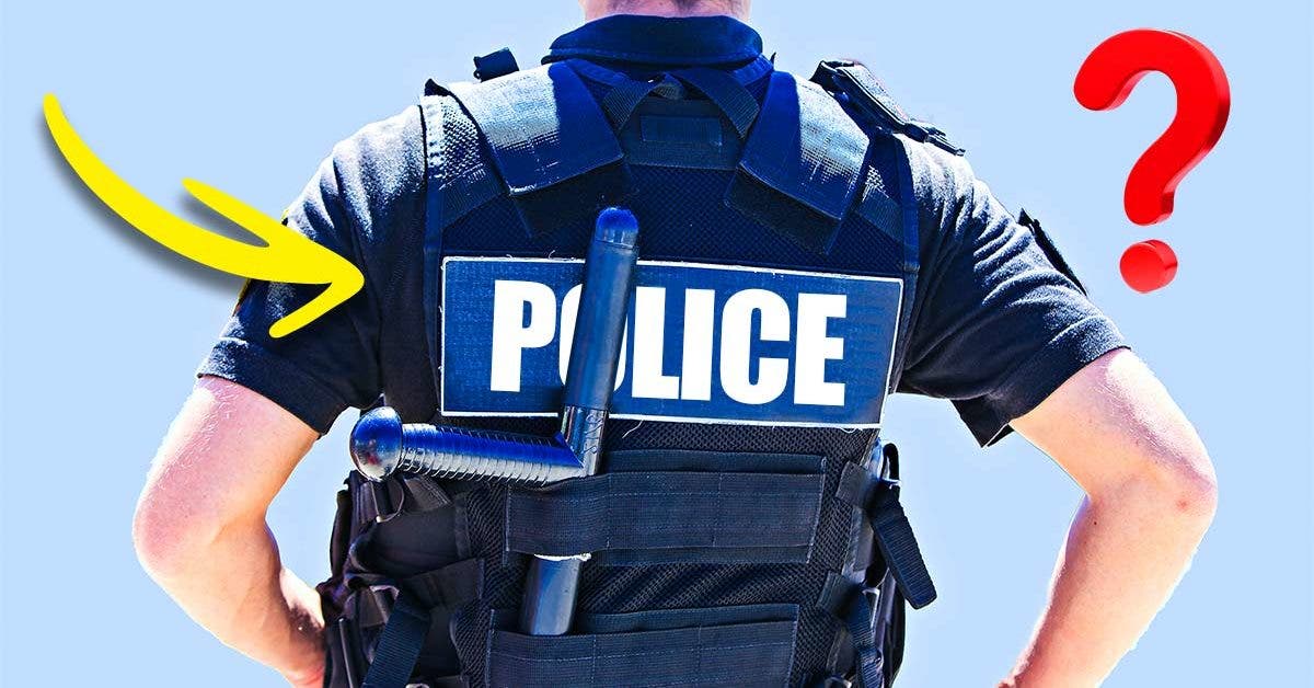 Pourquoi les uniformes de la police sont-ils bleus final