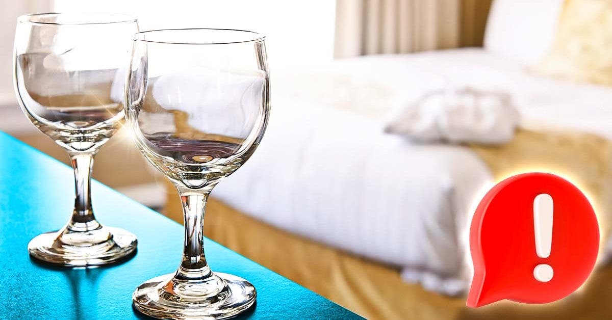 Pourquoi vous ne devriez jamais utiliser les verres à eau des chambres d’hôtel