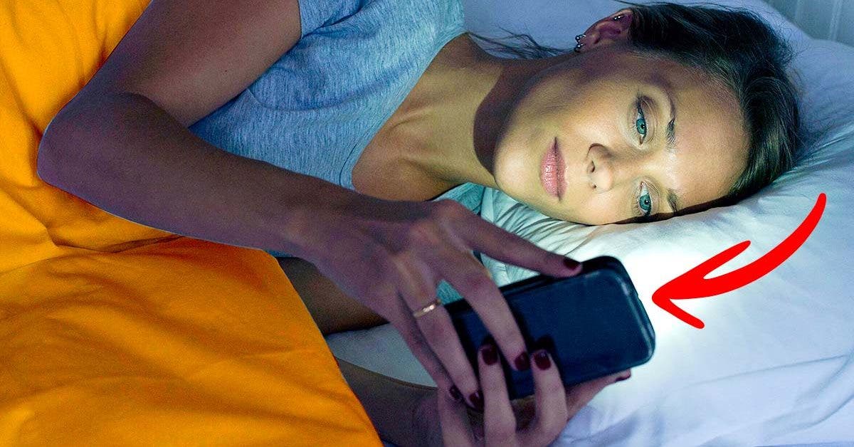 Pourquoi vous ne devriez pas utiliser votre téléphone au lit
