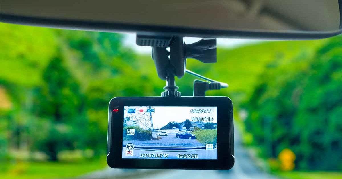 Quel est le meilleur endroit pour installer une dashcam dans une voiture001