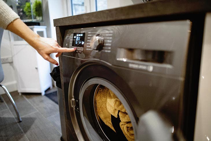 Dry laundry in the washing machine