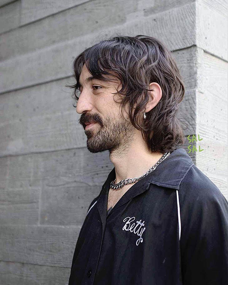 Style décontracté avec barbe