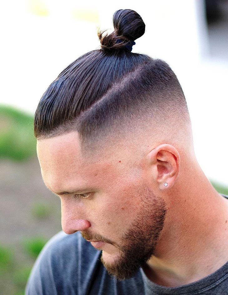 Taper bas avec man bun Taper bas avec man bun
