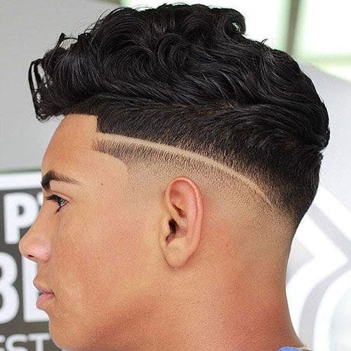 Taper fade avec ligne Taper fade avec ligne