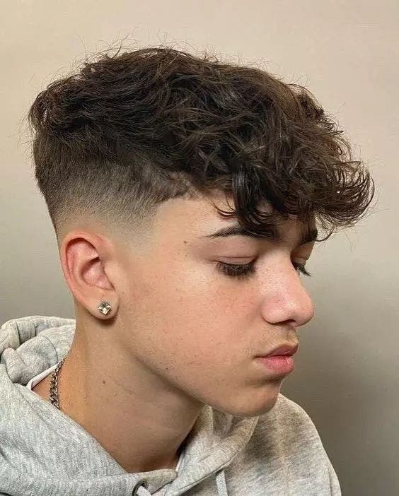 Taper haut avec frange texturée Taper haut avec frange texturée