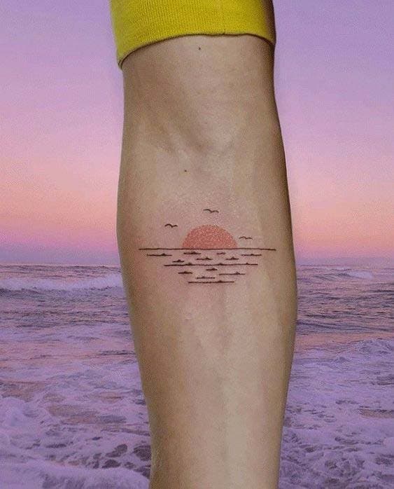 Tatouage du soleil levant coloré