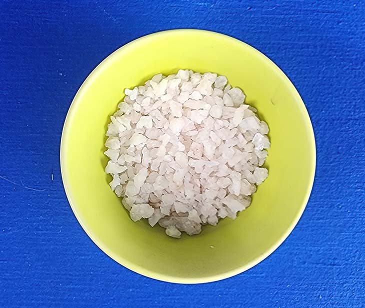 A bowl of coarse salt