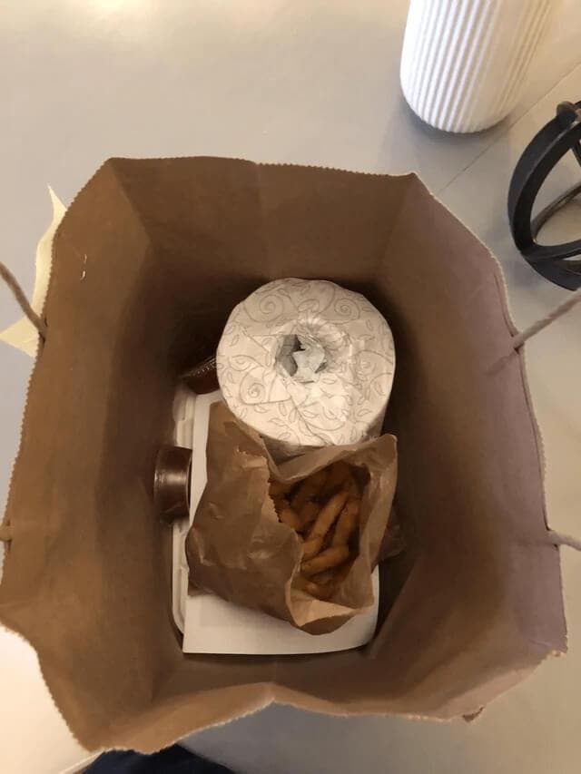 A roll of toilet paper in order