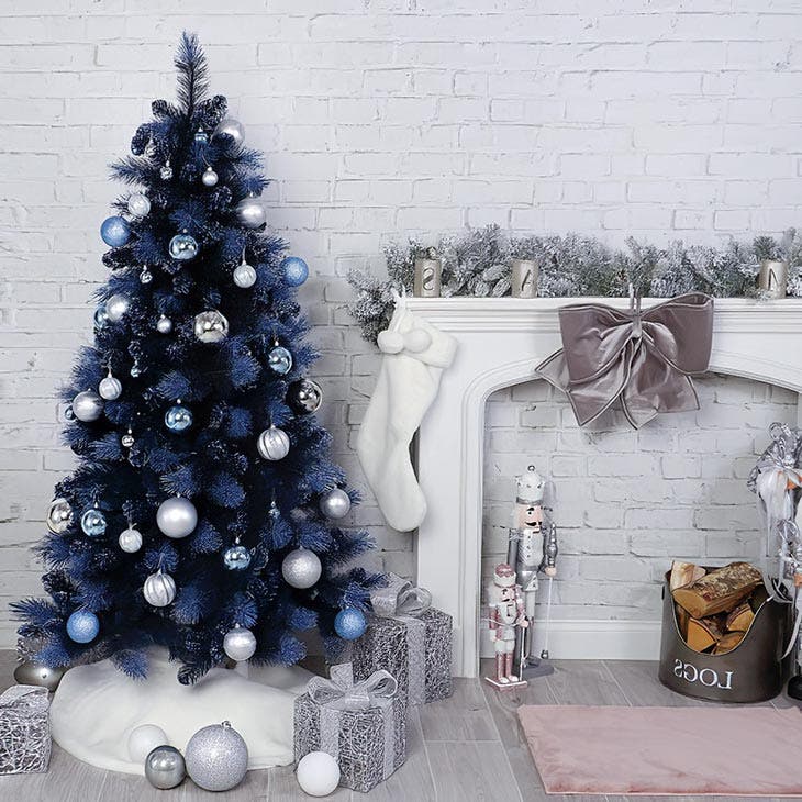 A Christmas tree in navy blue theme