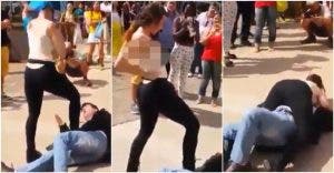 Une femme attaque un homme avec ses seins apres quil lai harcele