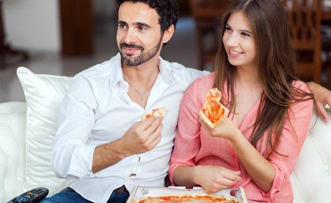 Voici 8 techniques psychologiques pour faire tomber les femmes folles amoureuses de vous