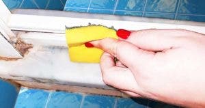 Voici comment éliminer les taches noires des coins de la douche avec 6 astuces ingénieuses