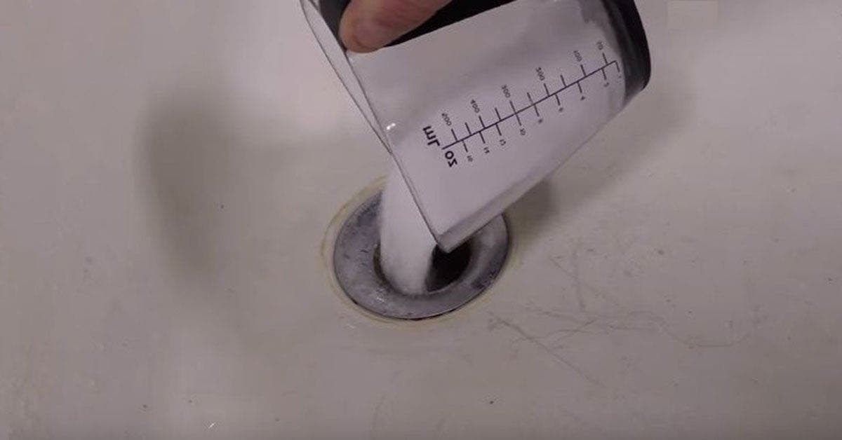 Voici pourquoi il faut verser du sel dans votre lavabo