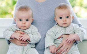 Vous rêvez d’avoir des jumeaux ? Suivez nos conseils pour augmenter vos chances de grossesse gémellaire
