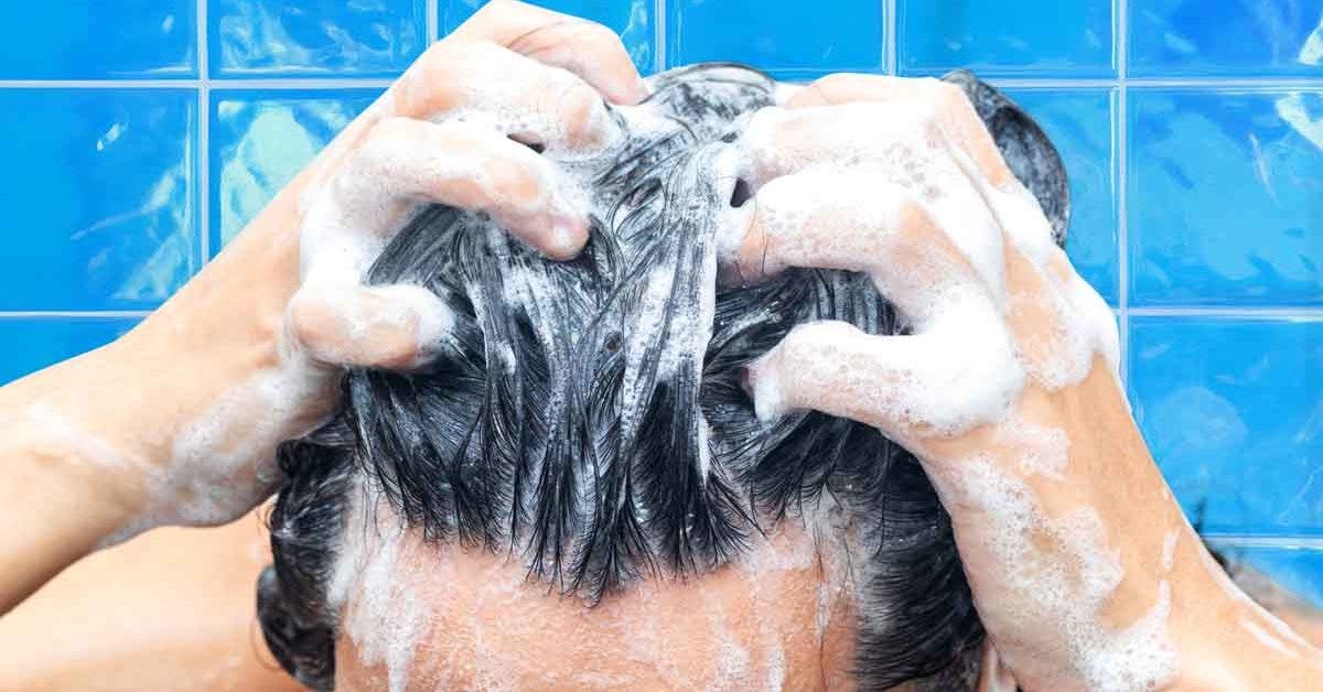 Vous vous lavez les cheveux tous les jours ? 4 conseils pour ne pas les abîmer