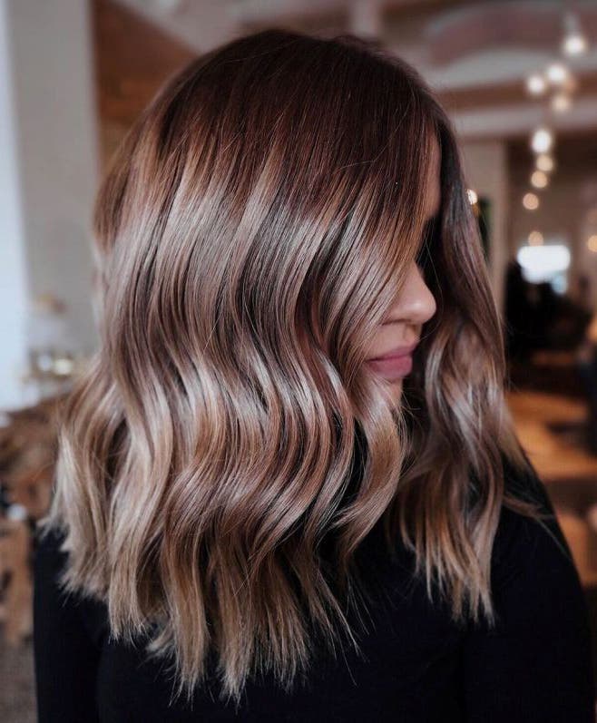 balayage blonde glace - Les 50 meilleures couleurs de cheveux et tendances de 2023