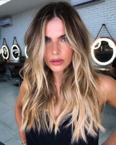 60 Couleurs de cheveux tendance en 2023