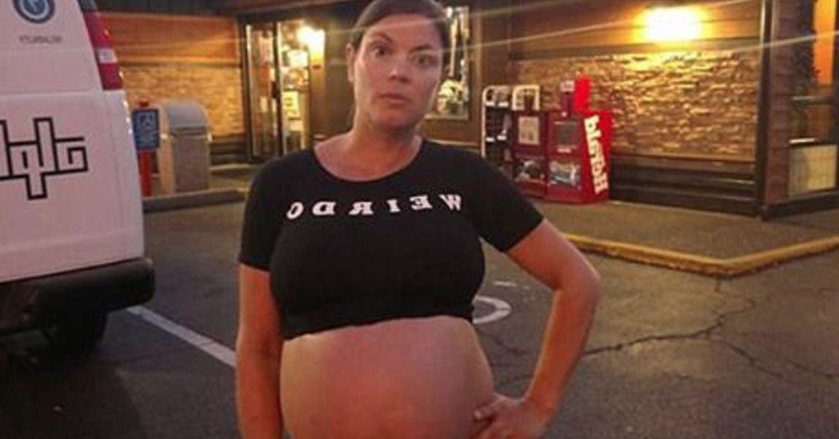 cette-femme-enceinte-a-ete-expulsee-dun-restaurant-a-cause-de-son-ventre