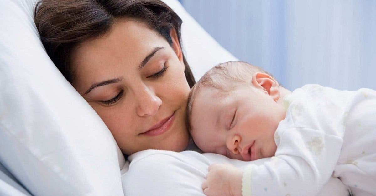Pourquoi faut-il dormir avec votre bébé jusqu’à l’âge de 3 ans ?