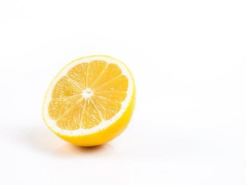 7 raisons scientifiquement prouvées de consommer un citron par jour 