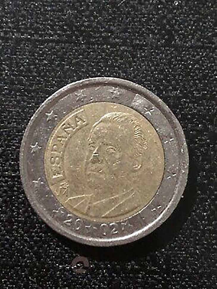 Les 2 euros espagnols - source : spm Les 2 euros espagnols - source : spm