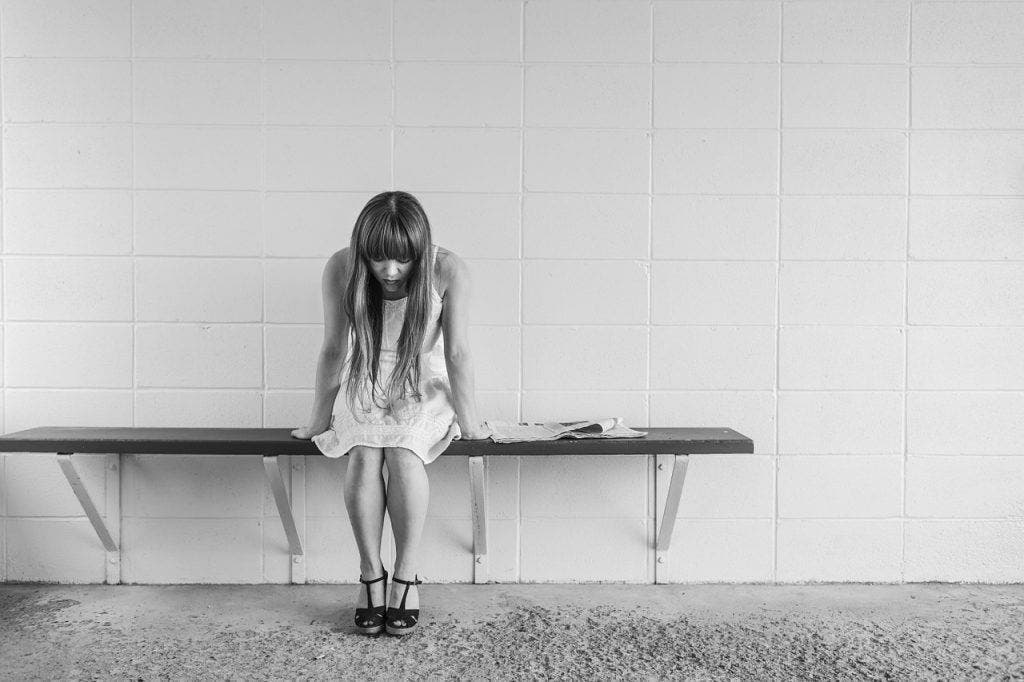 Les 7 habitudes subtiles des personnes qui cachent leur dépression