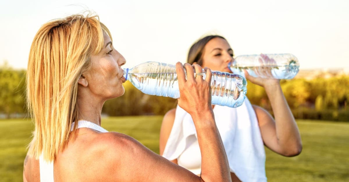 Comment rester bien hydraté pendant les fortes chaleurs de l’été ?