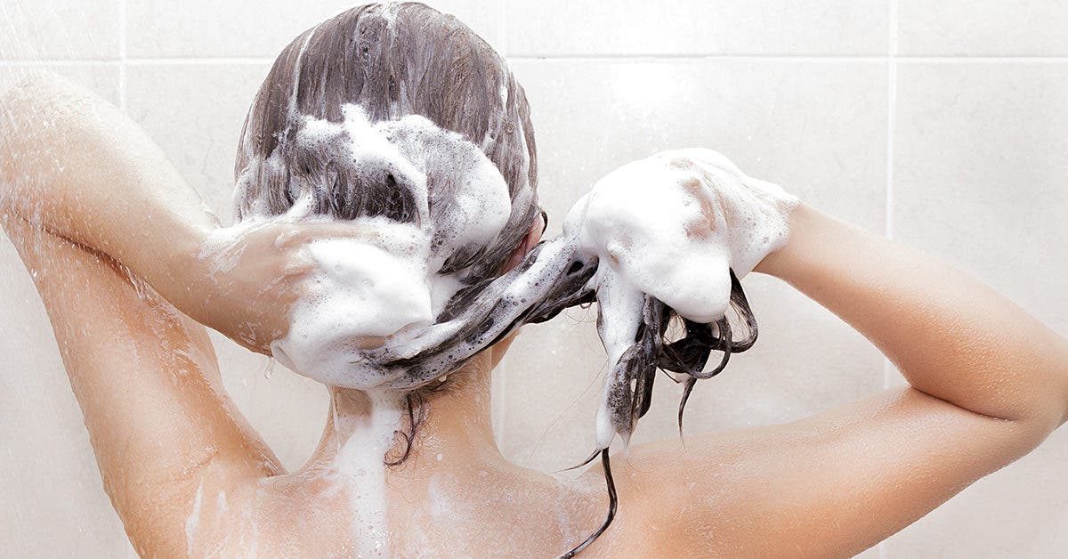 A quelle fréquence par semaine faut-il se laver les cheveux ?