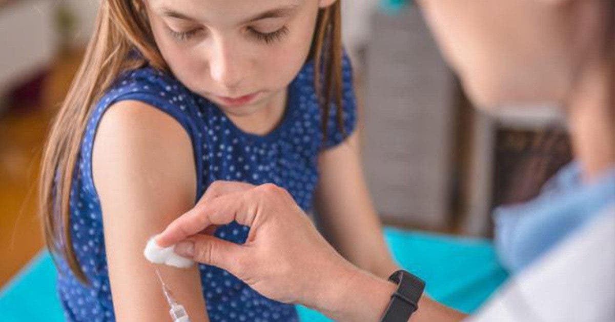 les-medecins-demandent-aux-parents-de-vacciner-leurs-enfants-pour-eviter-dautres-epidemies