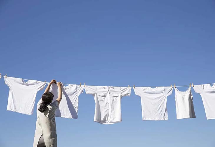 bílé prádlo