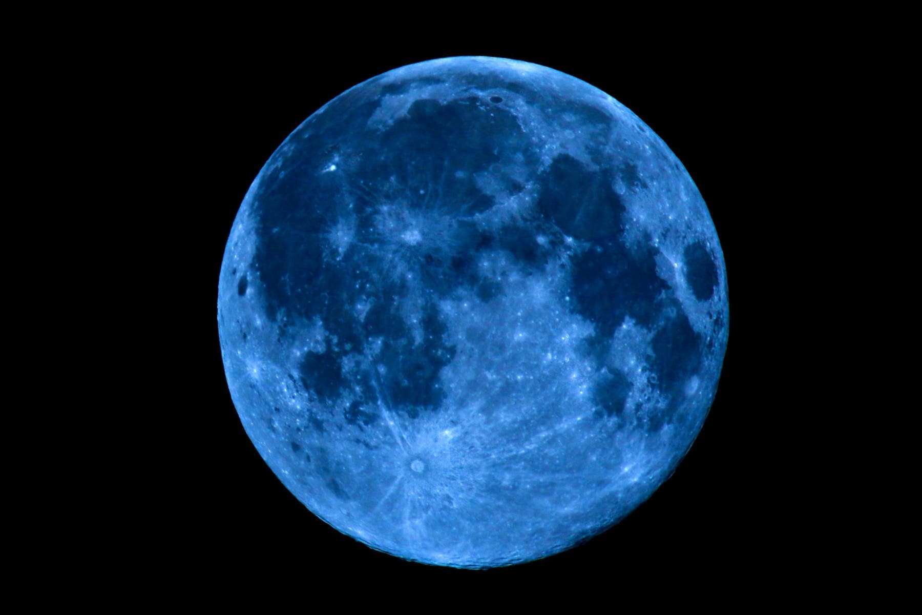 lune bleue