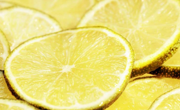temiz yağdan arındırılmış limon
