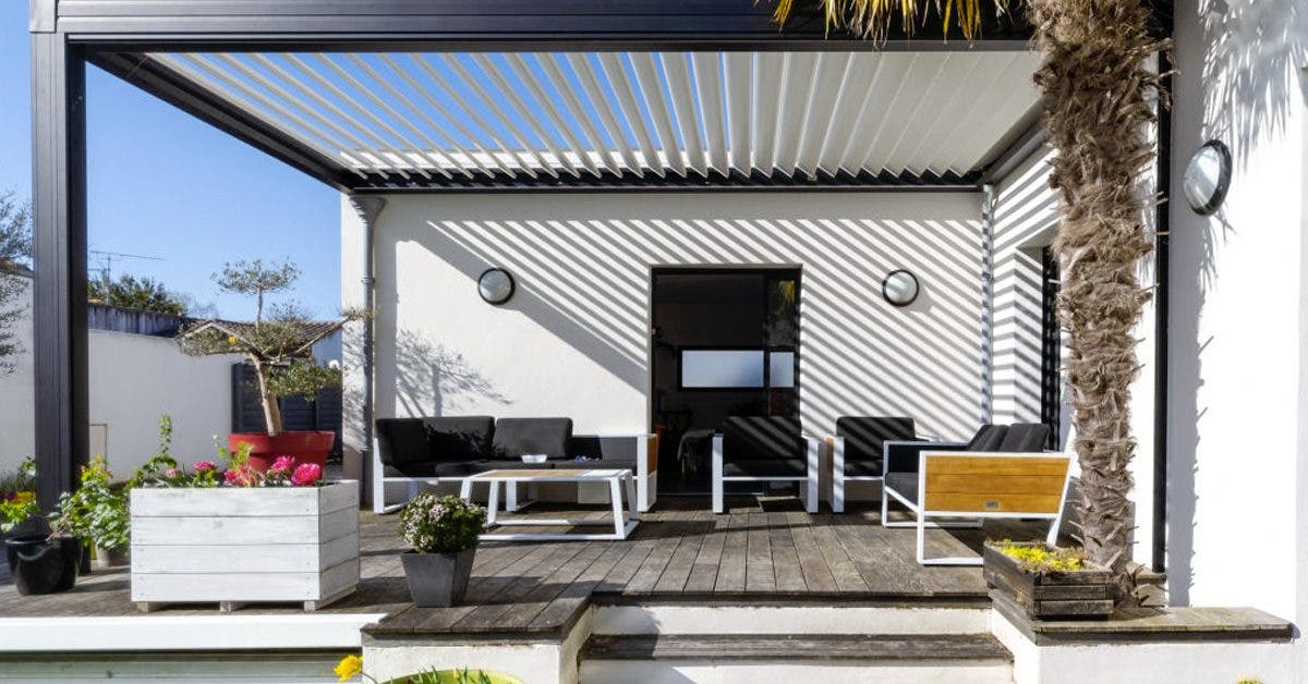 Pergola bioclimatique 6x3m : élégance et confort extérieur