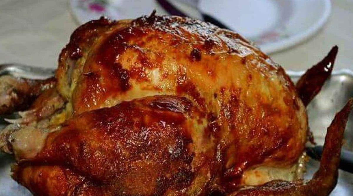 poulet-roti-a-lautocuiseur-dore-juteux-et-delicieux-recette-a-faire-le-dimanche