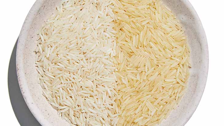 riz basmati - Ne jetez plus l’eau de cuisson du riz : cela peut vous être d’une grande utilité pour votre peau, vos cheveux et bien plus