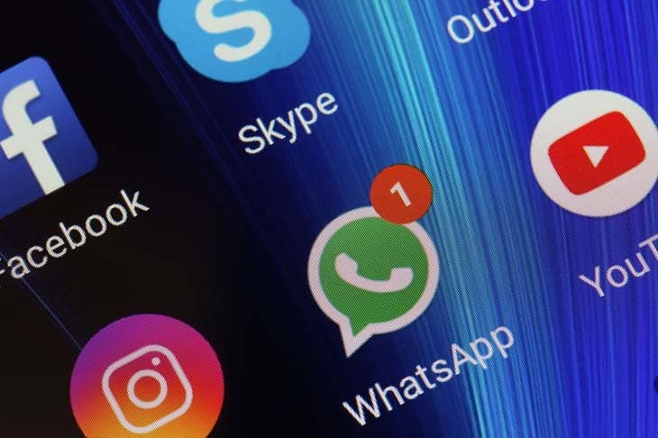 Messagerie whatsapp. source : spm Messagerie whatsapp. source : spm