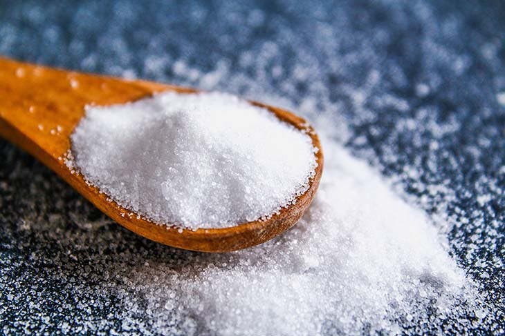sel1 - 8 utilisations astucieuses du sel à la maison