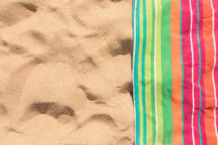 toalla de playa limpia