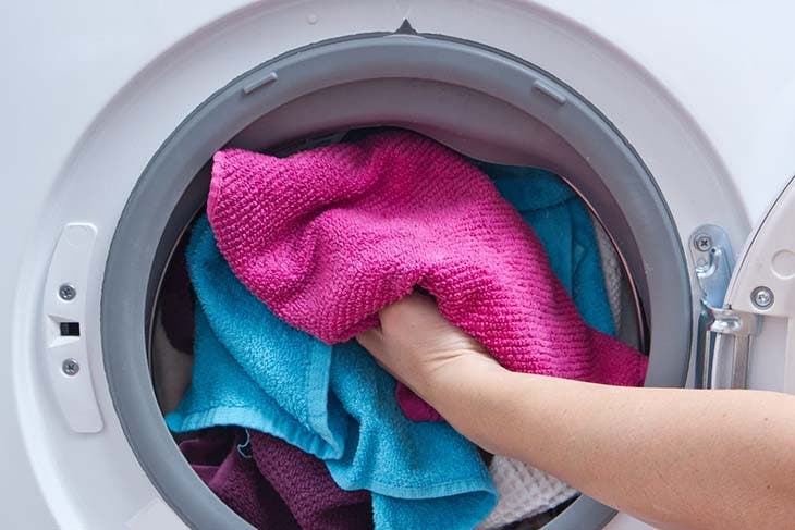 pračka ručníků
