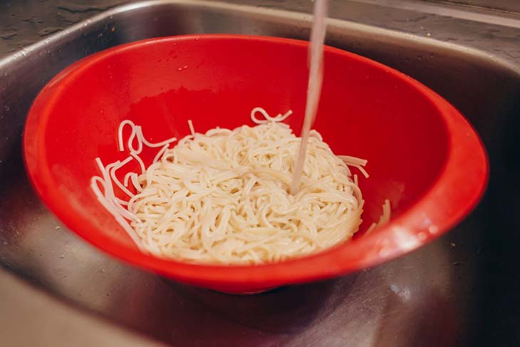 espaguetis en un bol