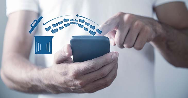Utiliser le smartphone - source : spm Utiliser le smartphone - source : spm