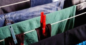 5 recettes maisons pour éliminer les taches de moisissures sur les vêtements