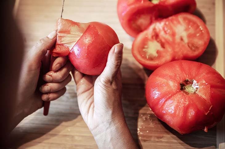 peel the tomato